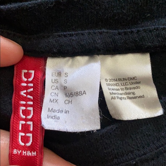 RUN DMC Crop Top - Picture 3 of 6